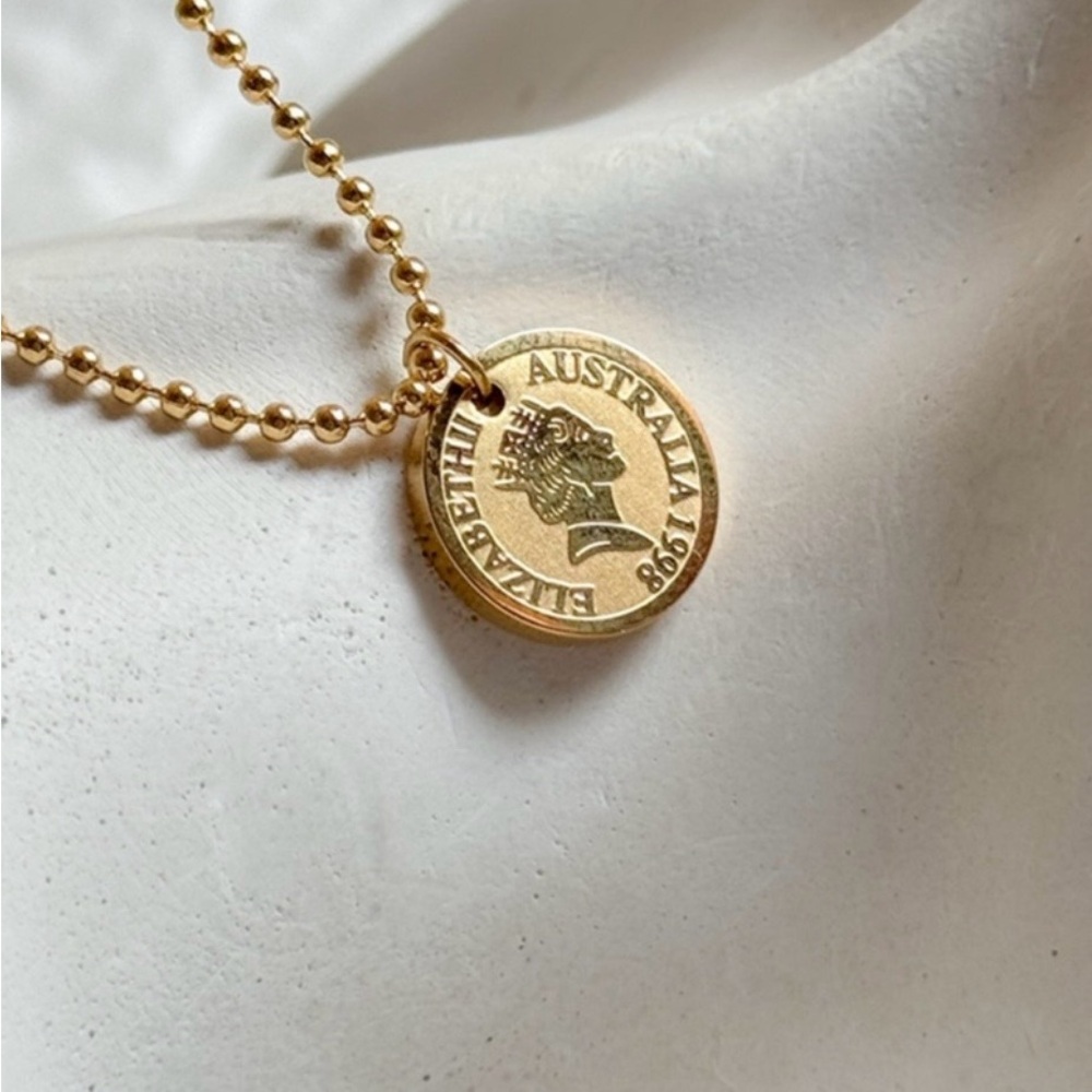 Queen Elizabeth 18K plated Gold Coin Pendant and  Necklace
